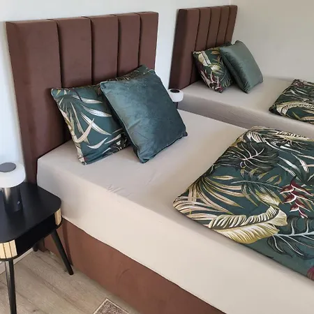 아파트 Irina Legoland Ca 30 Km